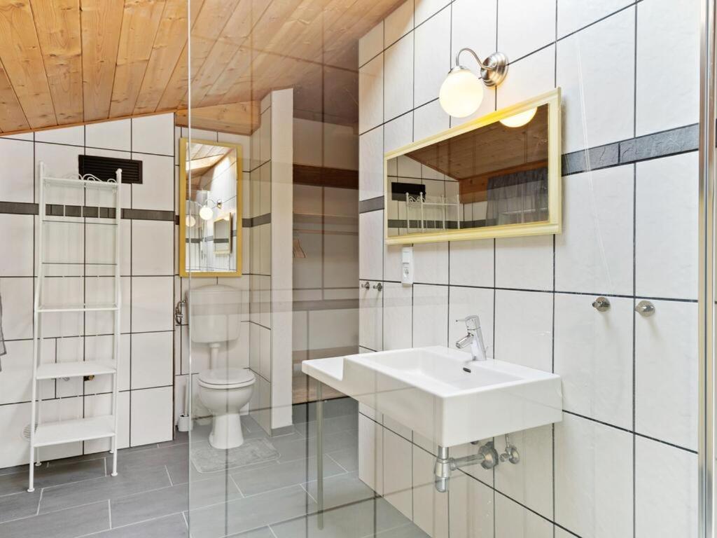 Ferienwohnung Mary Фліс Екстер'єр фото